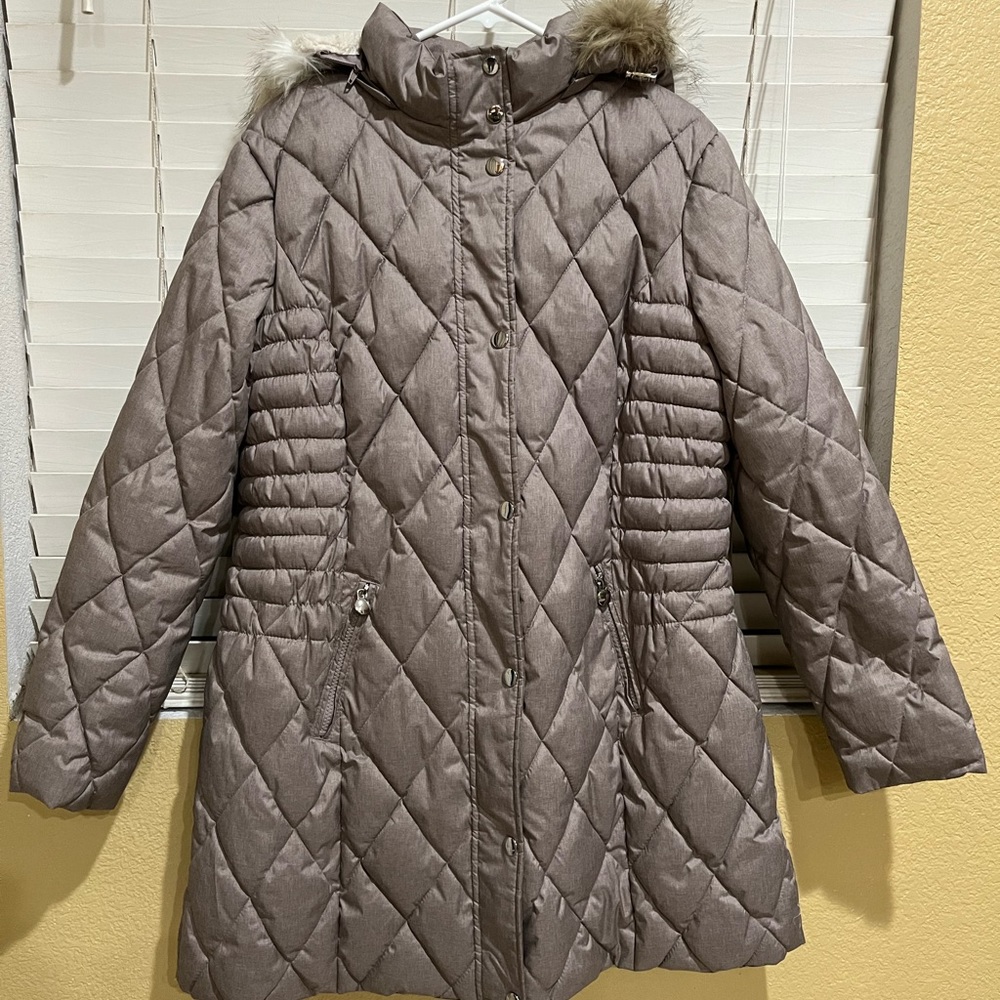 Dress Barn Tan Shimmer Long Puffer Jacket w/Fur Trimmed Hood Size 1X